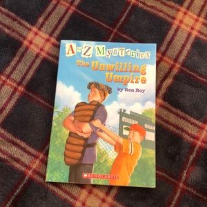 A to Z Mysteries the unwilling umpire by Ron Roy